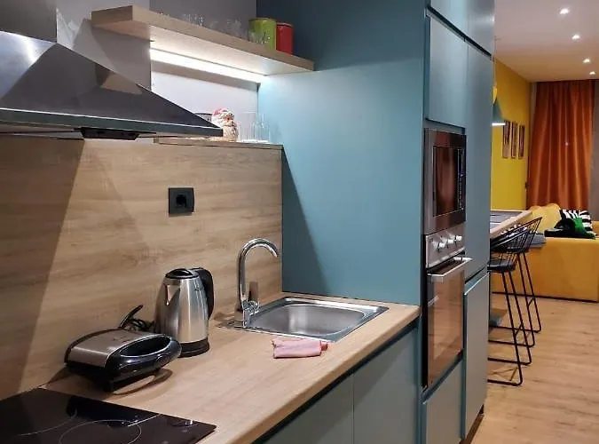 Helga's Deluxe 2 Apartment *